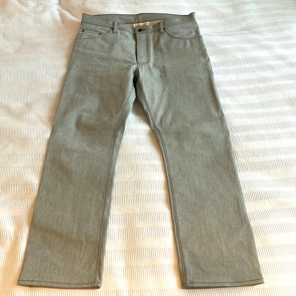 Raleigh Denim Mens 36 waist x 31-1/2 inseam Raw Grey denim in Jones Fit.